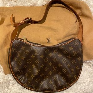 Authentic Louis Vuitton Croissant MM